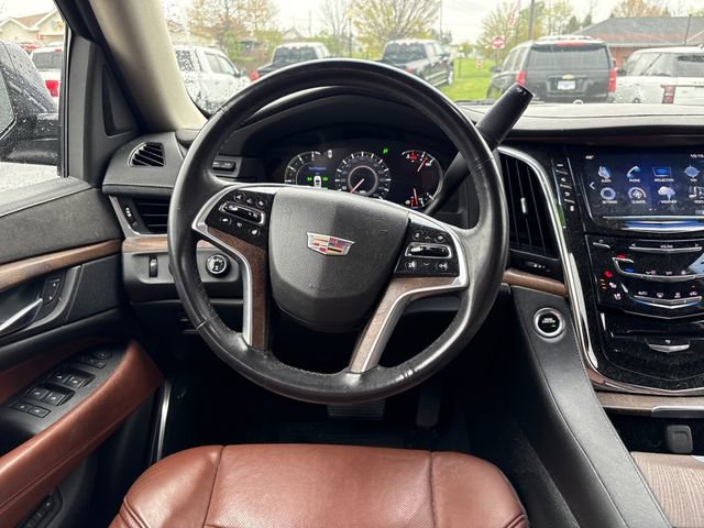 Used 2017 Cadillac Escalade Premium Luxury image 14
