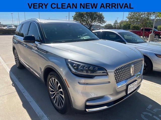 Used 2022 Lincoln Aviator Reserve w/ Equipment Group 201A RWD image 4