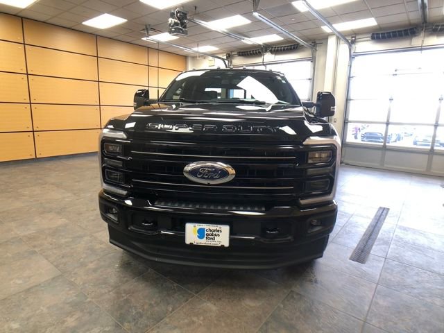 Used 2025 Ford F350 Platinum image 2
