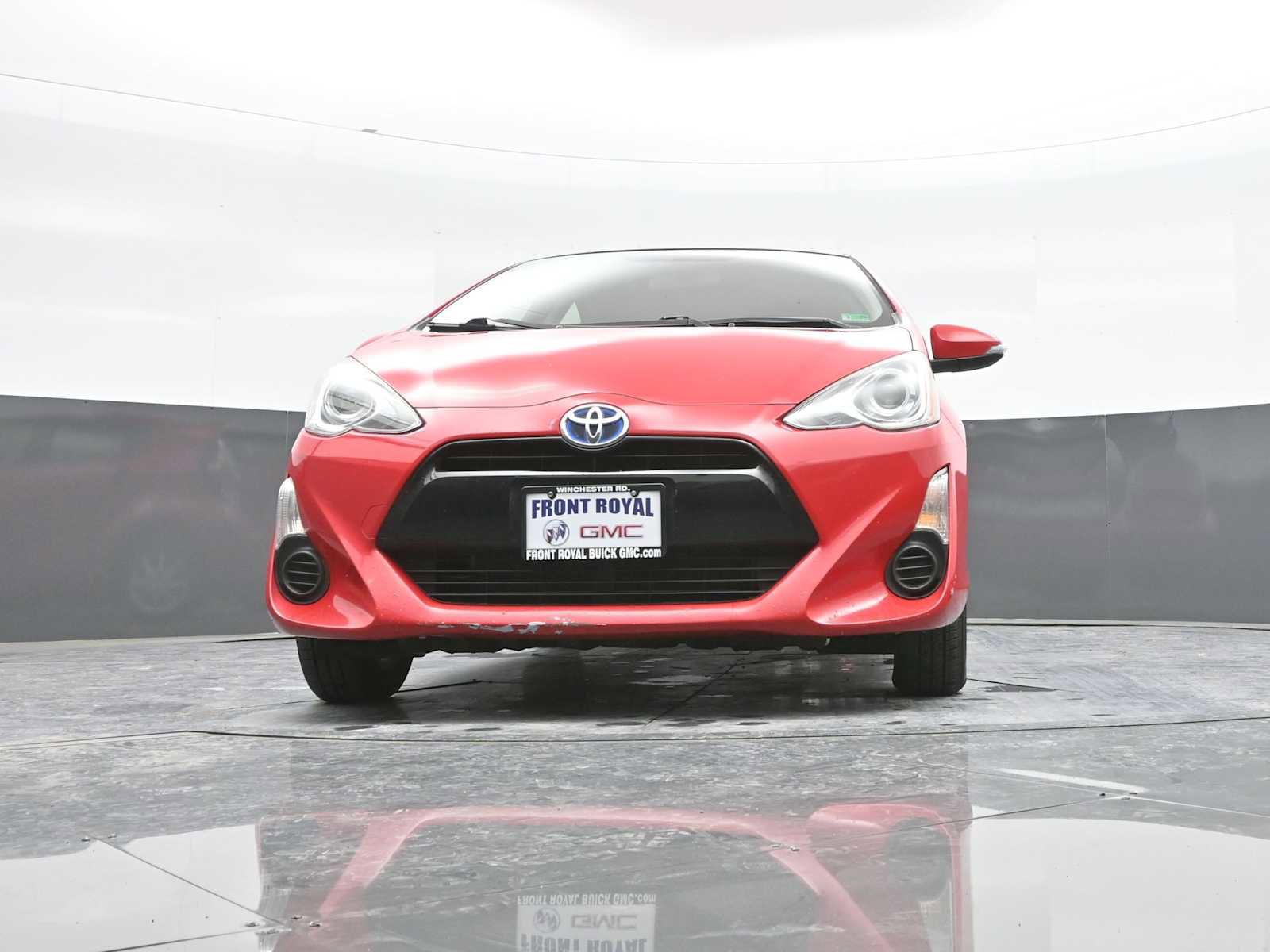Used 2015 Toyota Prius C Three image 31