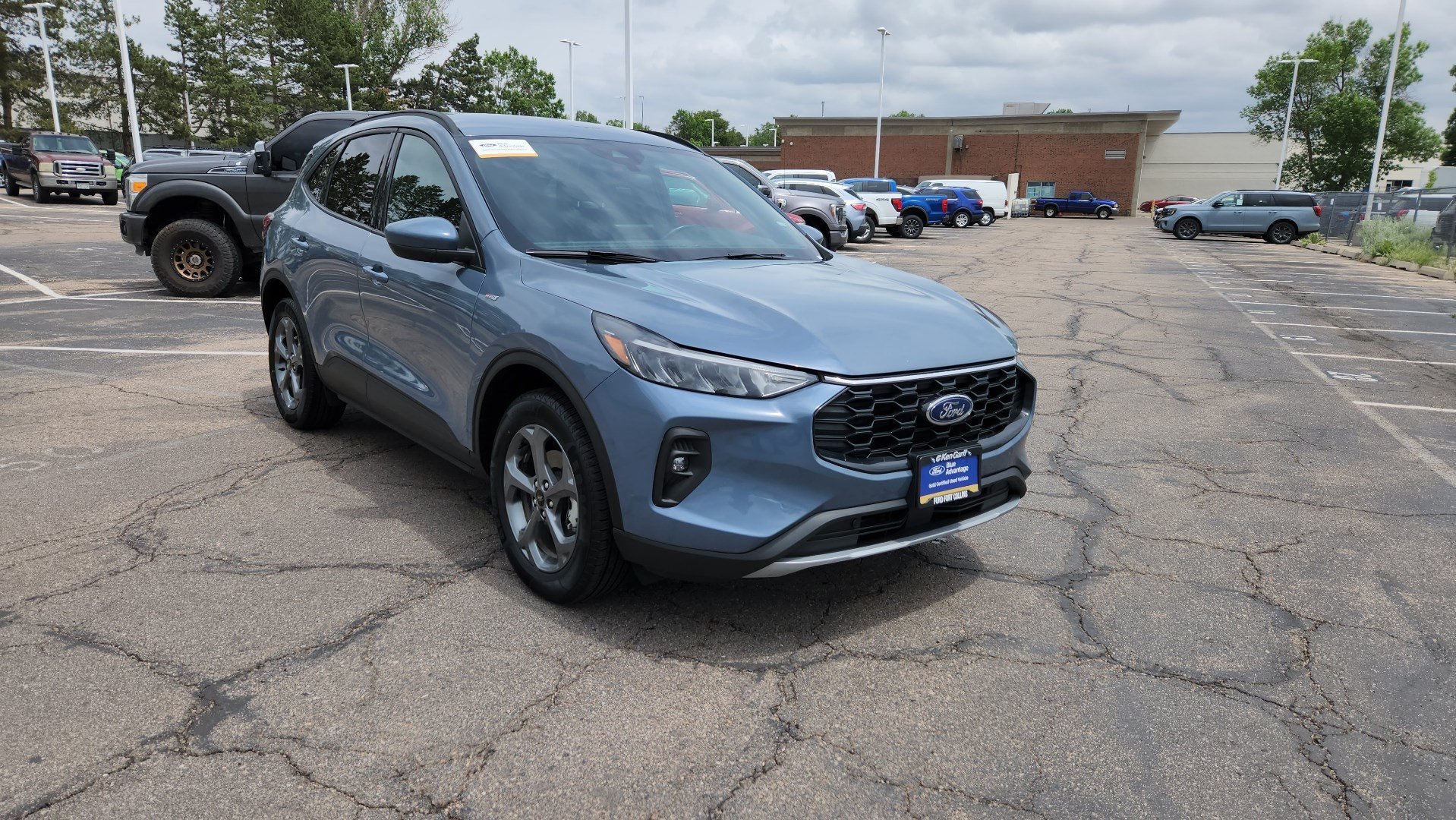 Certified 2025 Ford Escape ST-Line Select AWD/4WD image 19