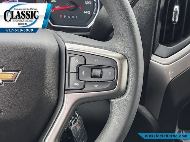 Used 2021 Chevrolet Silverado 2500 Custom w/ Custom Value Package AWD/4WD image 28