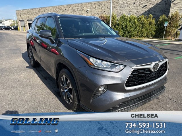 Used 2020 Toyota Highlander XLE