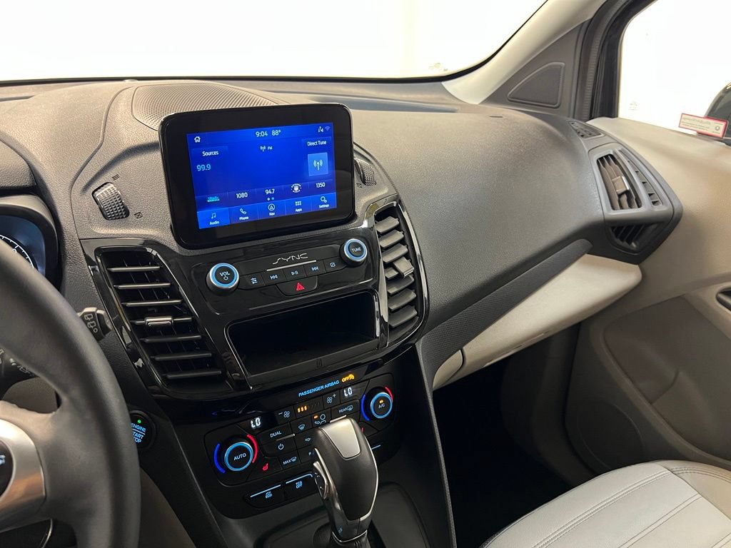 Used 2023 Ford Transit Connect Titanium FWD image 22
