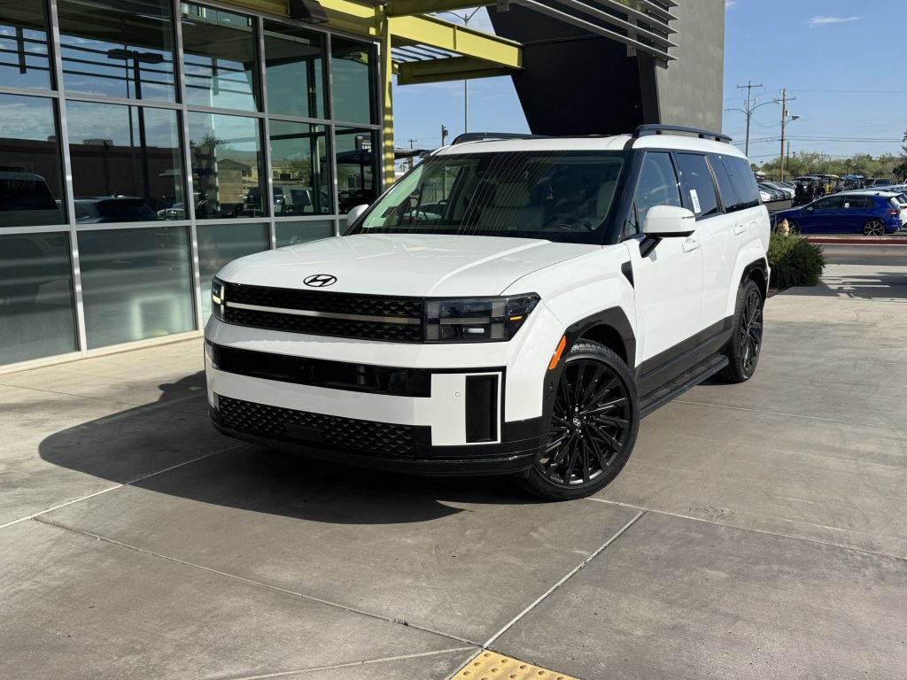 Used 2024 Hyundai Santa Fe Calligraphy image 2