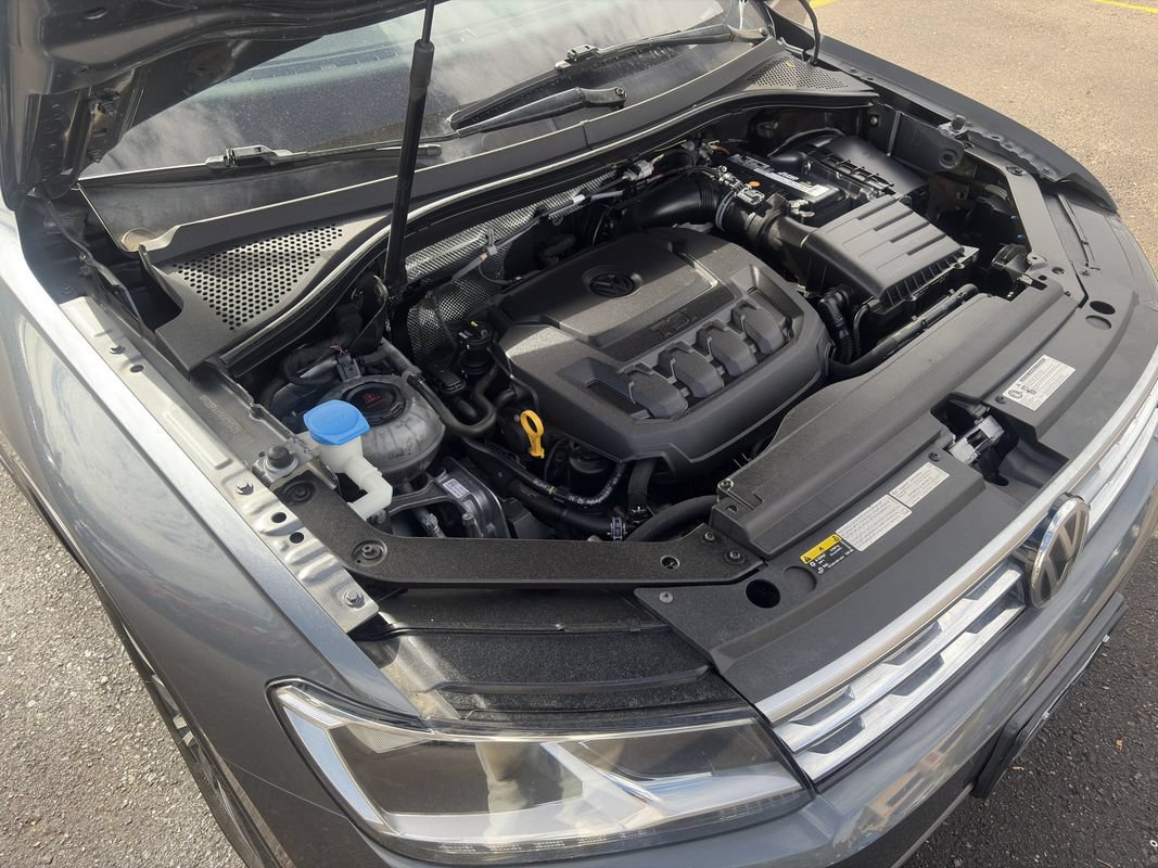 Used 2019 Volkswagen Tiguan SEL AWD/4WD image 34