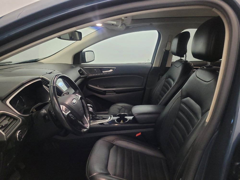 Used 2016 Ford Edge SEL w/ Equipment Group 201A AWD/4WD image 17