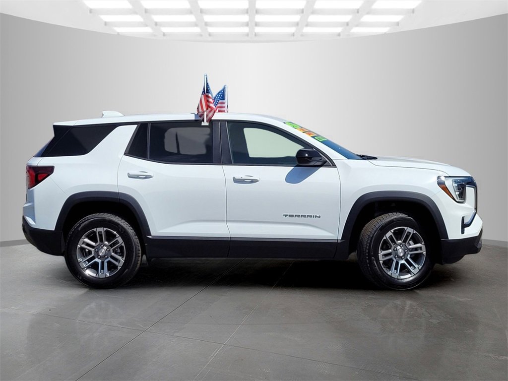 New 2025 GMC Terrain Elevation image 3