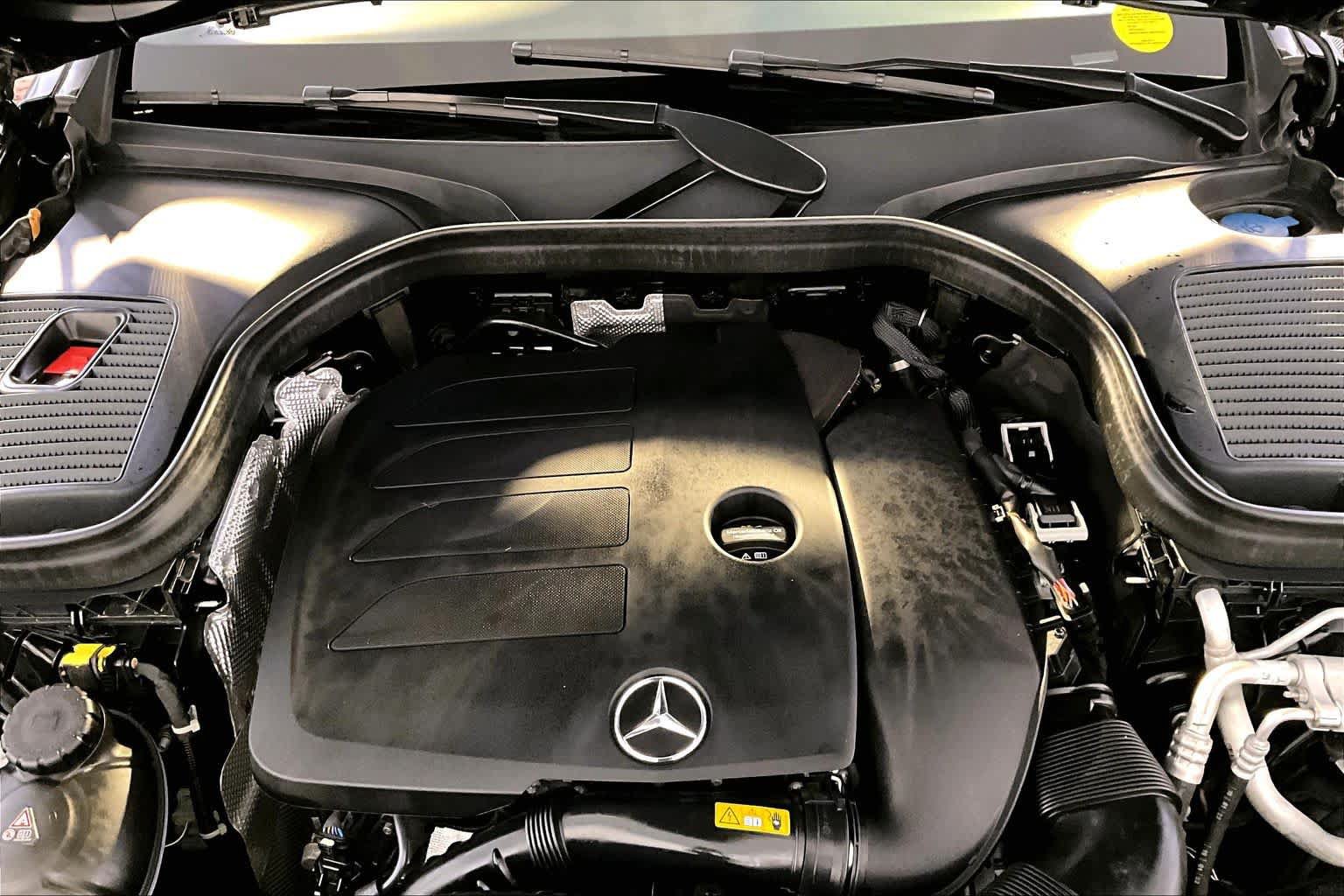 Used 2022 Mercedes-Benz GLC 300 4MATIC image 30