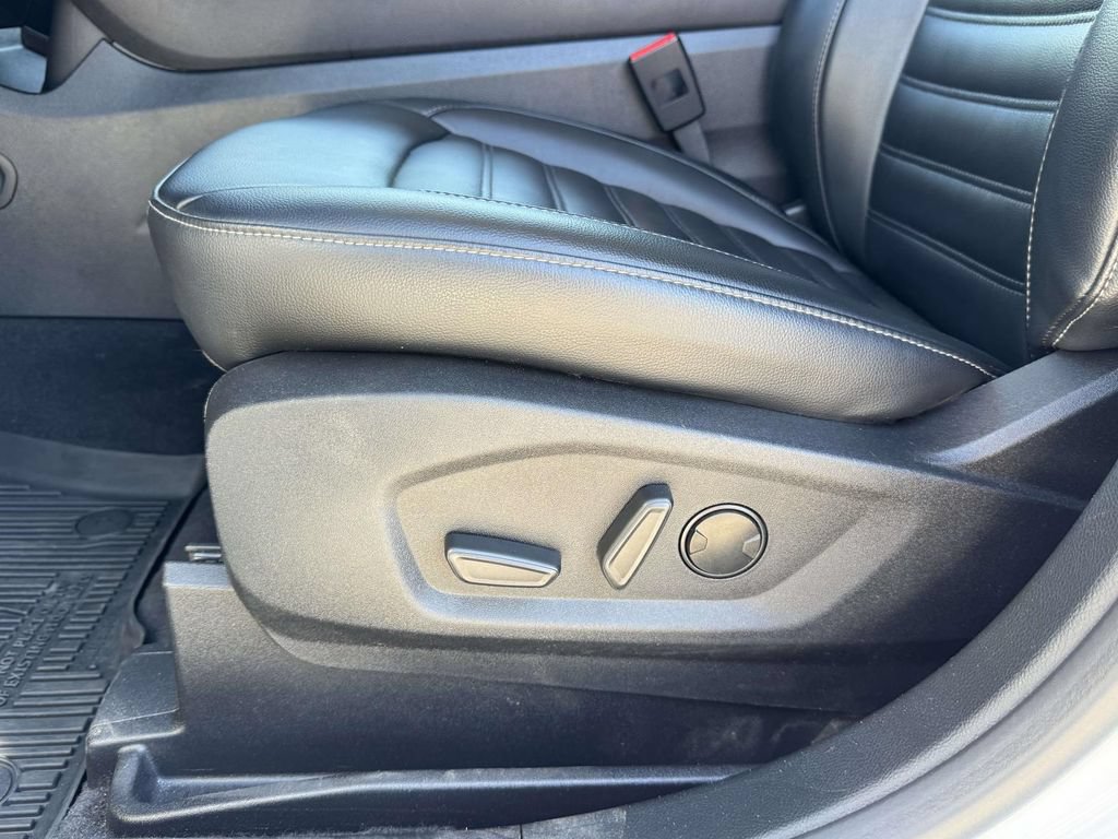 Used 2022 Ford Edge SEL w/ Convenience Package AWD/4WD image 19