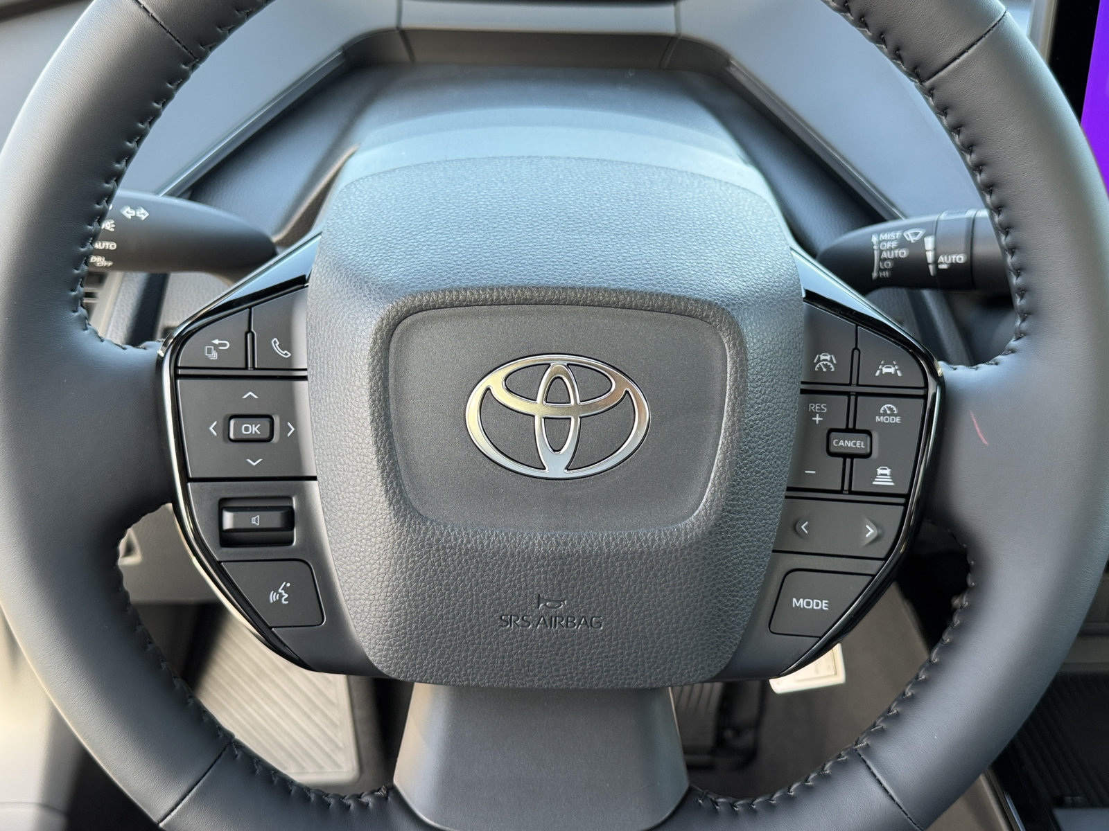 New 2027 Toyota Prius Limited FWD image 21