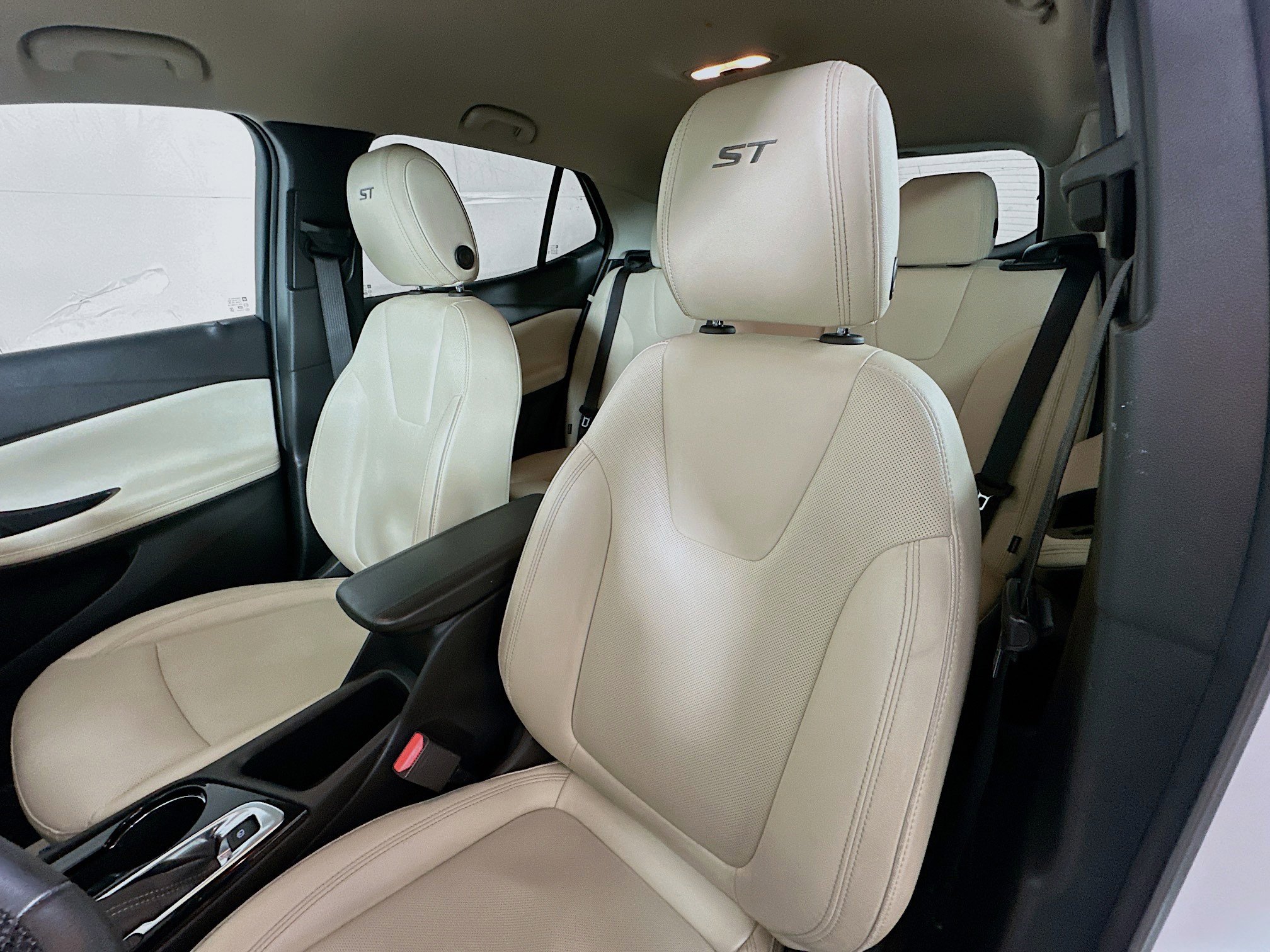 Used 2024 Buick Encore GX Sport Touring image 19