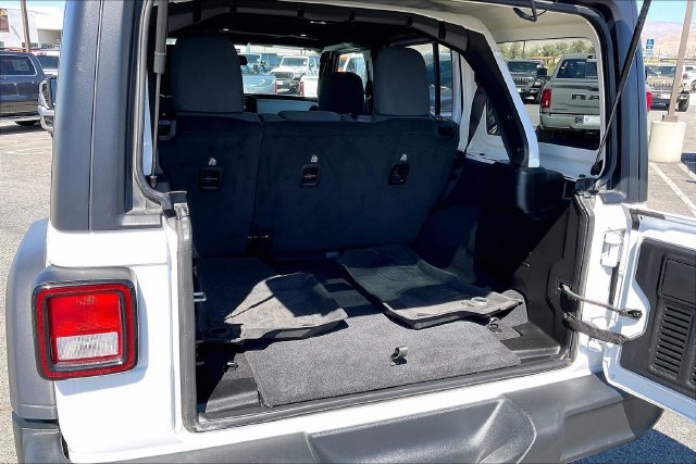 Used 2025 Jeep Wrangler Unlimited Sport AWD/4WD image 33