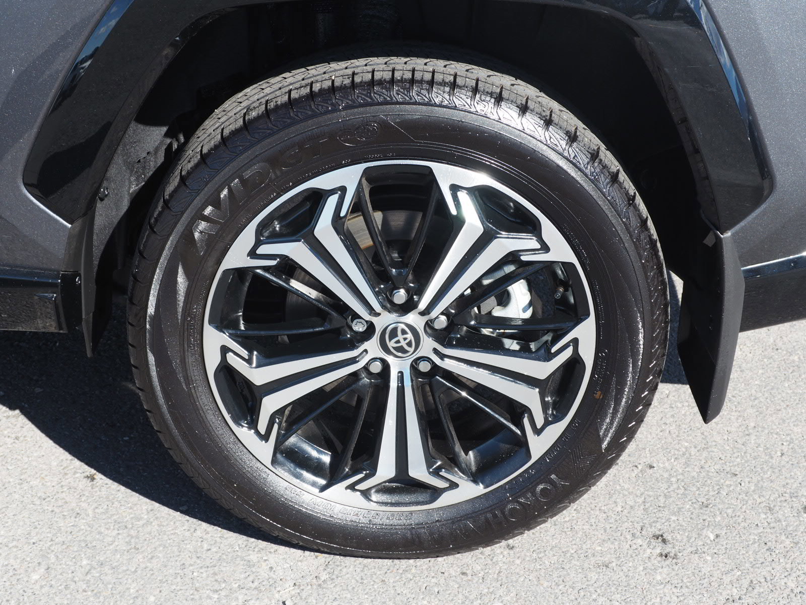 Used 2025 Toyota RAV4 XSE image 7