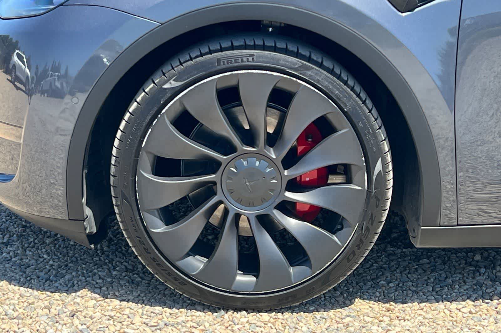 Used 2022 Tesla Model Y Performance AWD/4WD image 34