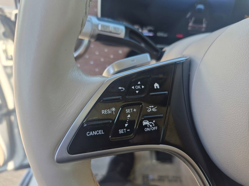 Used 2023 Mercedes-Benz EQS 450+ SUV image 20