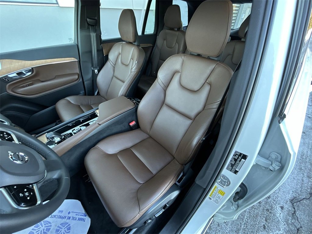 Certified 2023 Volvo XC90 T8 Plus w/ Protection Package image 15