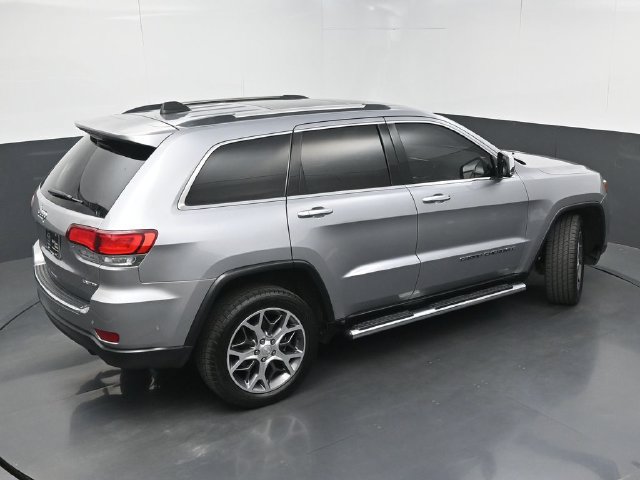 Used 2021 Jeep Grand Cherokee Limited w/ Luxury Group II AWD/4WD image 42