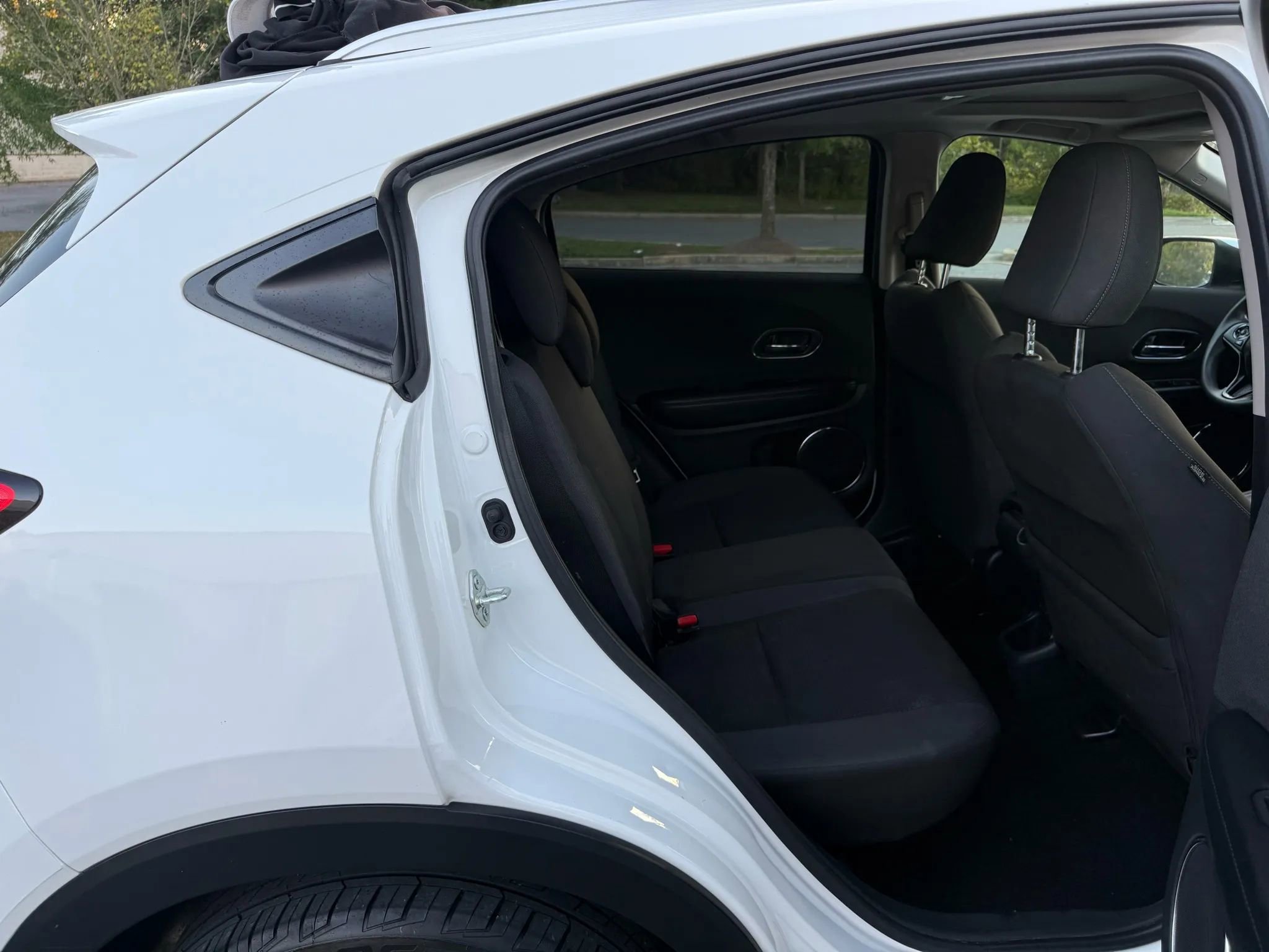 Used 2022 Honda HR-V EX image 22