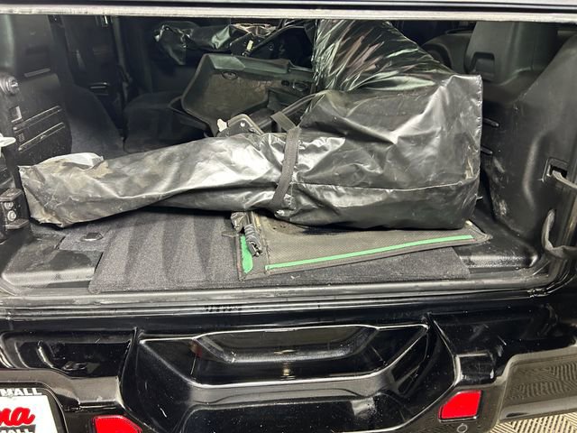 Used 2022 Jeep Wrangler Unlimited Sahara image 28