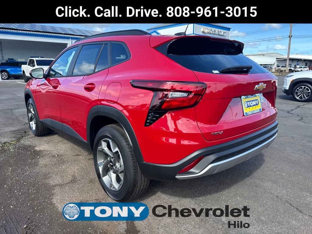 New 2026 Chevrolet Trax LT w/ LPO, Blackout Package image 3