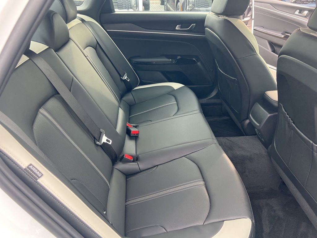 Certified 2025 Kia K5 GT-Line image 13