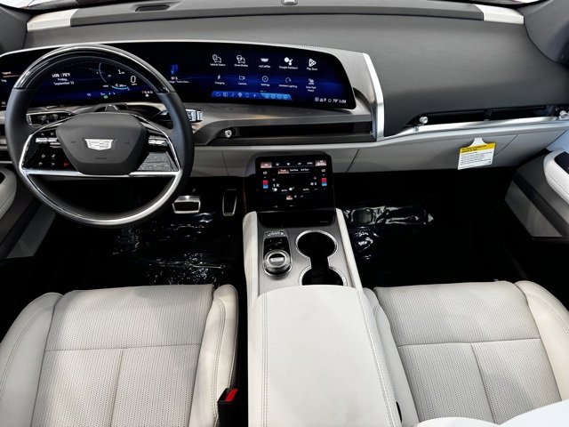New 2026 Cadillac Vistiq Luxury image 14