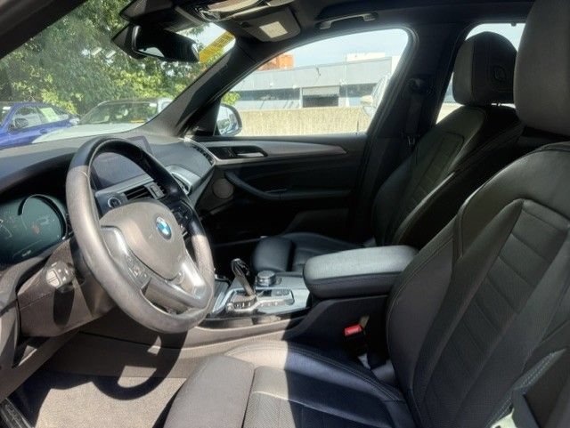 Used 2019 BMW X3 xDrive30i AWD/4WD image 3