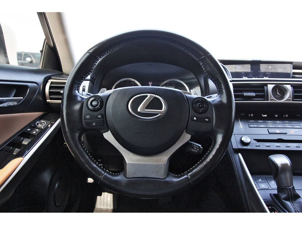Used 2016 Lexus IS 300 AWD w/ Premium Package image 15