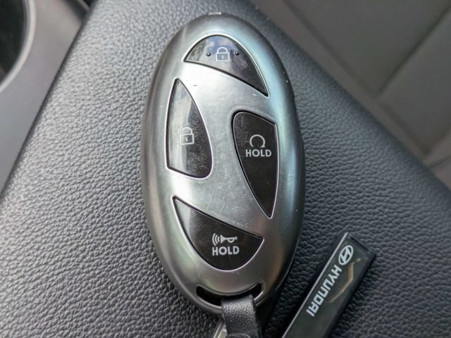 Used 2024 Hyundai Elantra SEL FWD image 27