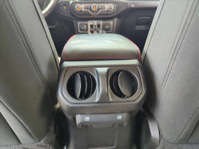 Used 2020 Jeep Wrangler Unlimited Sport image 15