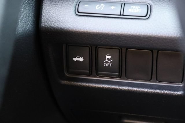 Used 2018 Nissan Altima 2.5 SV FWD image 19