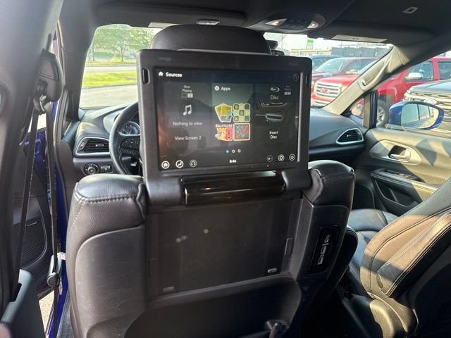 Used 2018 Chrysler Pacifica Touring-L Plus w/ Advanced Safetytec Group FWD image 25