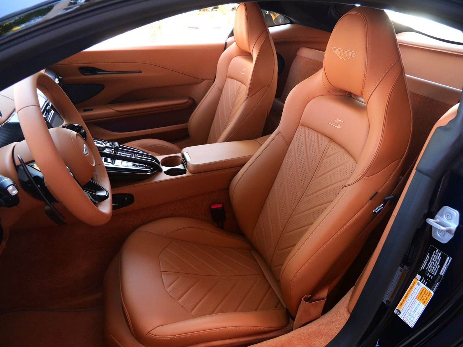 New 2026 Aston Martin V8 Vantage S RWD image 17
