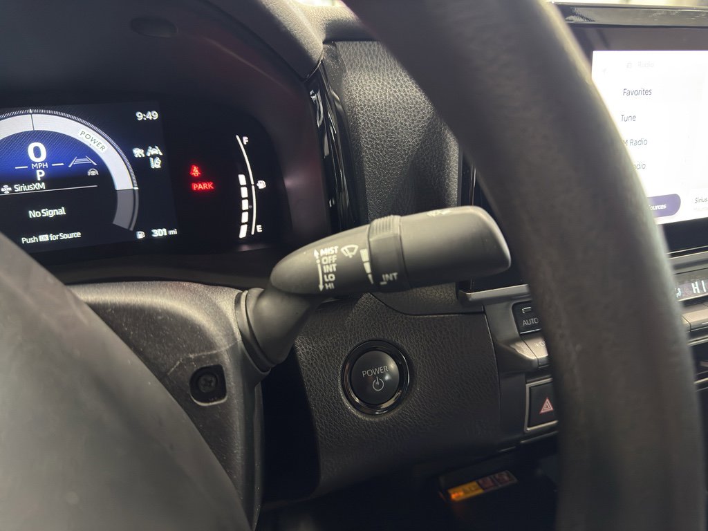 Used 2025 Toyota Camry LE image 23