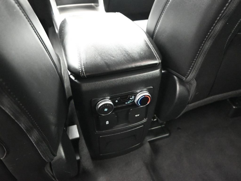 Certified 2022 Ford Explorer XLT w/ Equipment Group 202A image 22