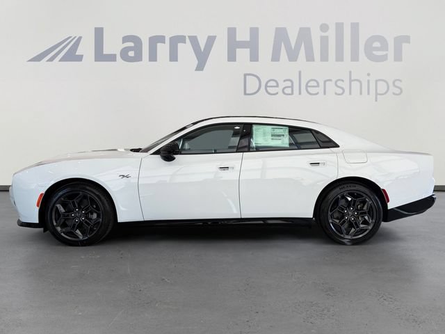 New 2026 Dodge Charger R/T w/ Blacktop Package AWD/4WD image 2