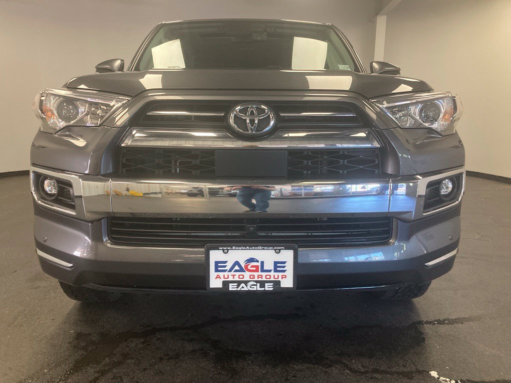 Used 2023 Toyota 4Runner Limited AWD/4WD image 4