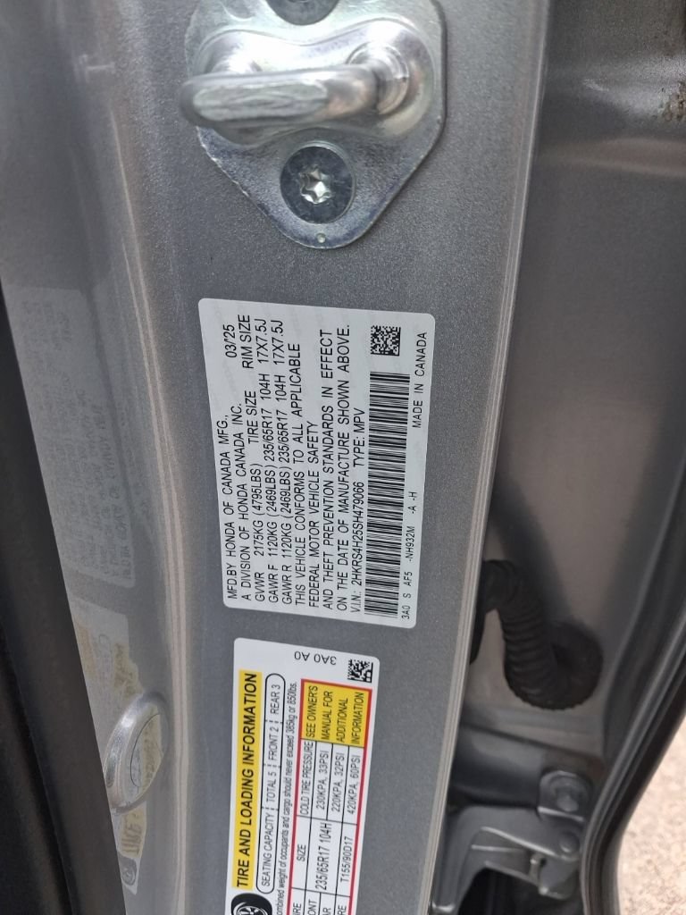 Used 2025 Honda CR-V LX image 3