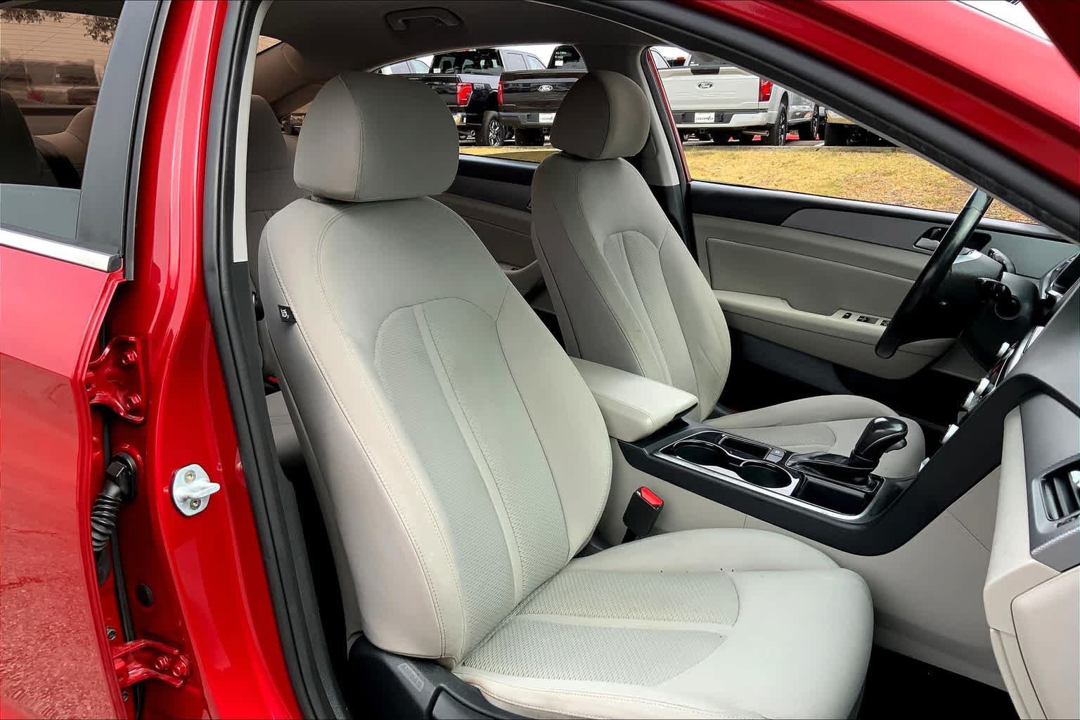 Used 2019 Hyundai Sonata SEL FWD image 9