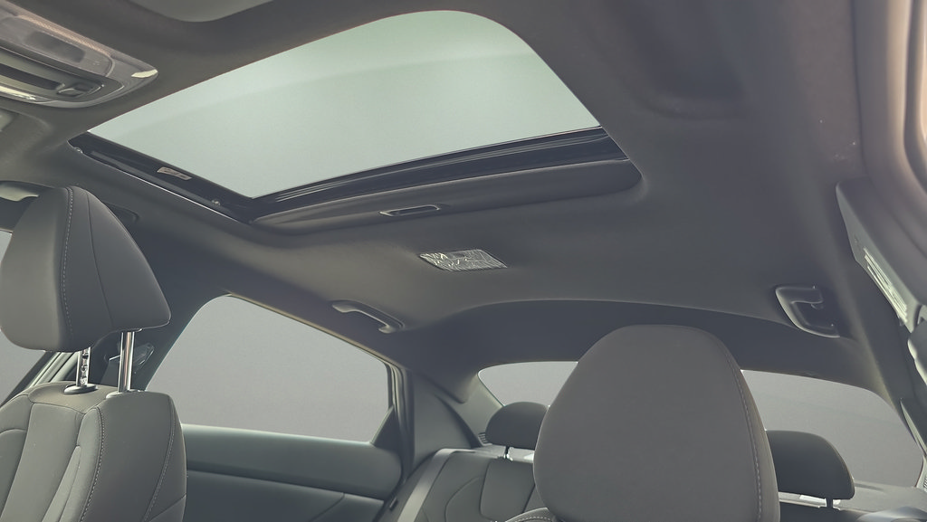 New 2026 Hyundai Elantra SEL Sport Premium FWD image 15