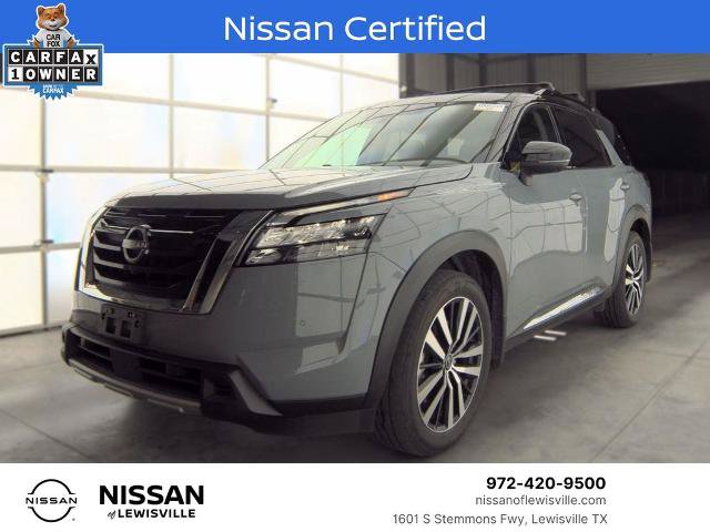 Certified 2025 Nissan Pathfinder Platinum FWD image 1