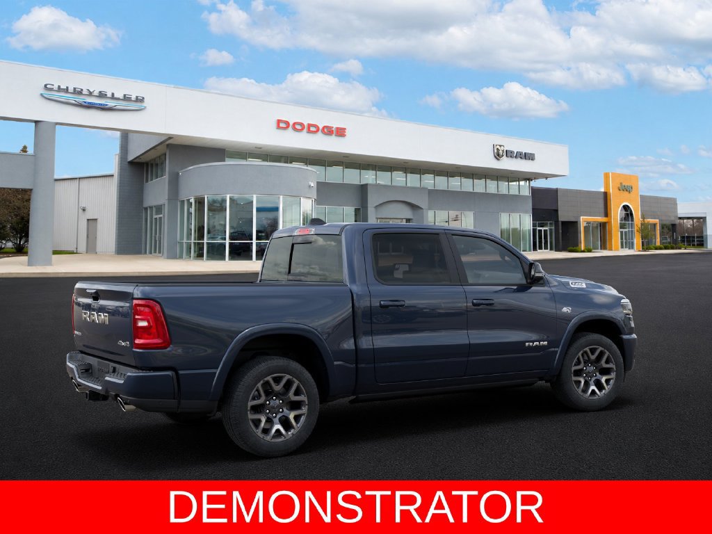 New 2026 RAM 1500 Laramie AWD/4WD image 4