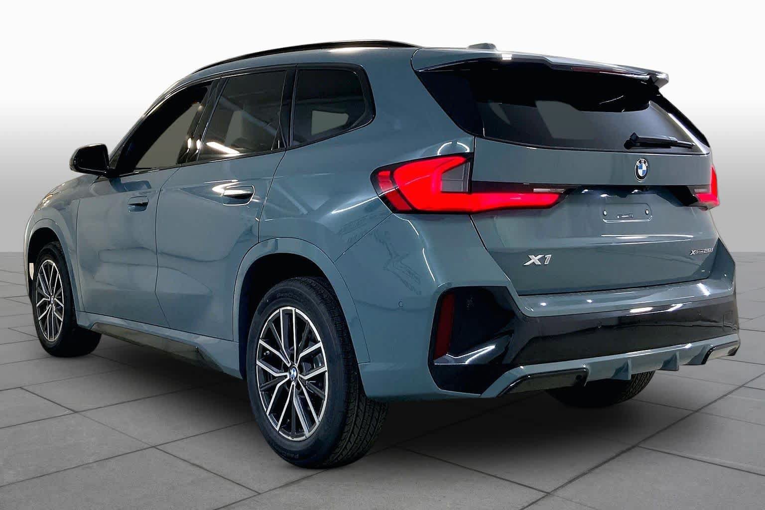 New 2026 BMW X1 xDrive28i w/ Technology Package AWD/4WD image 12