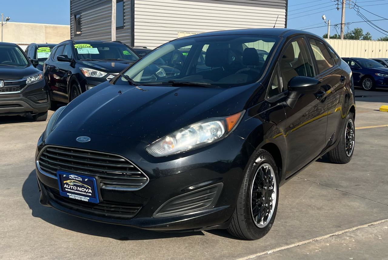Used 2019 Ford Fiesta S FWD image 3