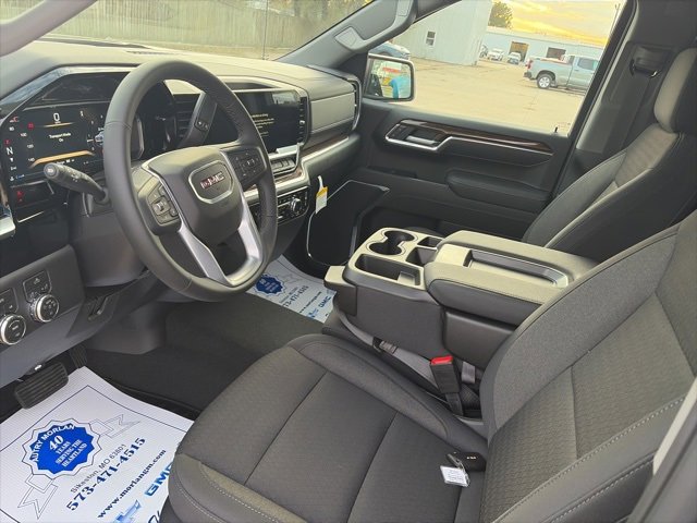 New 2026 GMC Sierra 1500 Elevation image 16