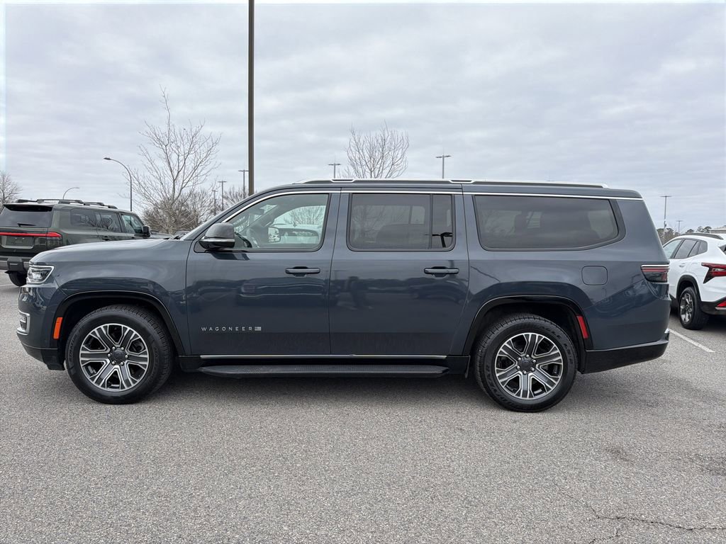Used 2024 Jeep Wagoneer L Series II w/ Flexible Seating Group image 8