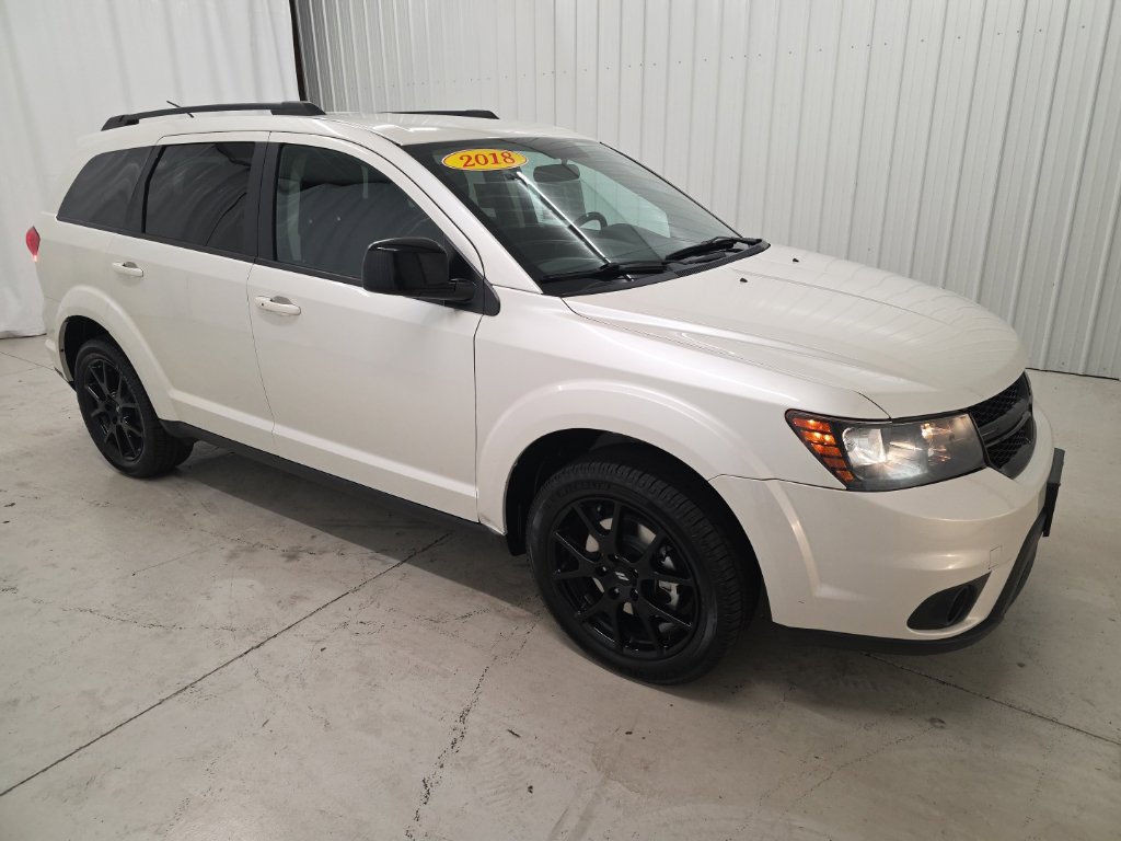 Used 2018 Dodge Journey SXT w/ Blacktop Package AWD/4WD image 7