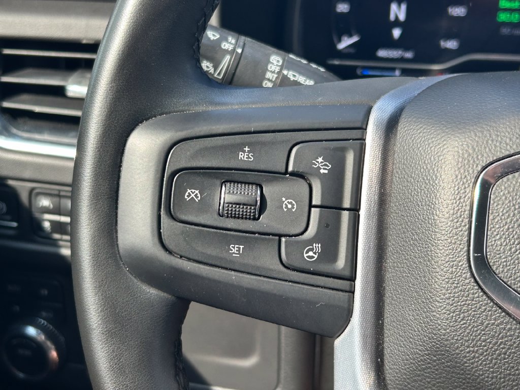 Used 2023 GMC Yukon SLT w/ SLT Premium Package AWD/4WD image 42