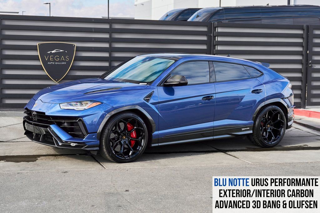 Used 2024 Lamborghini Urus Performante AWD/4WD image 1